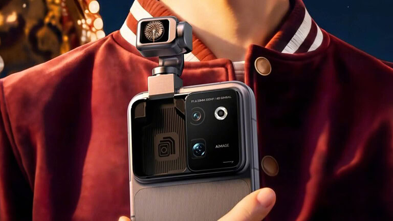 Honor Robot Phone: gimbal, doppio 200 MP e batteria da 7.060 mAh