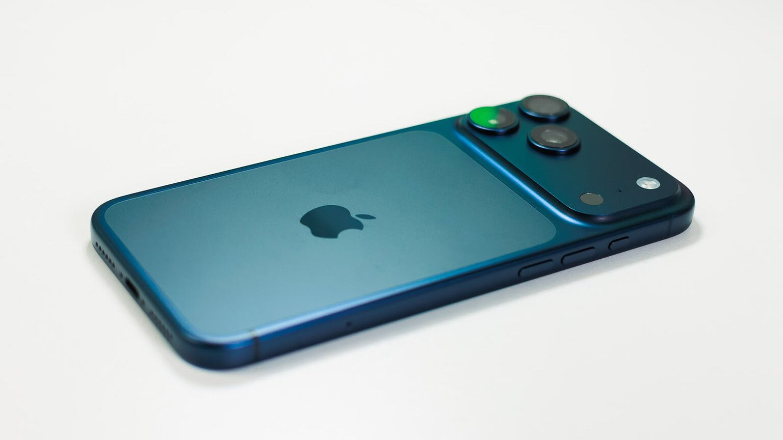 iPhone 20 Pro cancellato: addio al modello dei vent'anni
