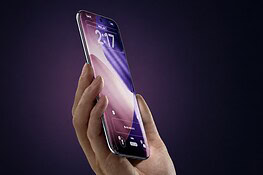 iPhone 2028, il modello che perfezionerà il display curvo di Apple