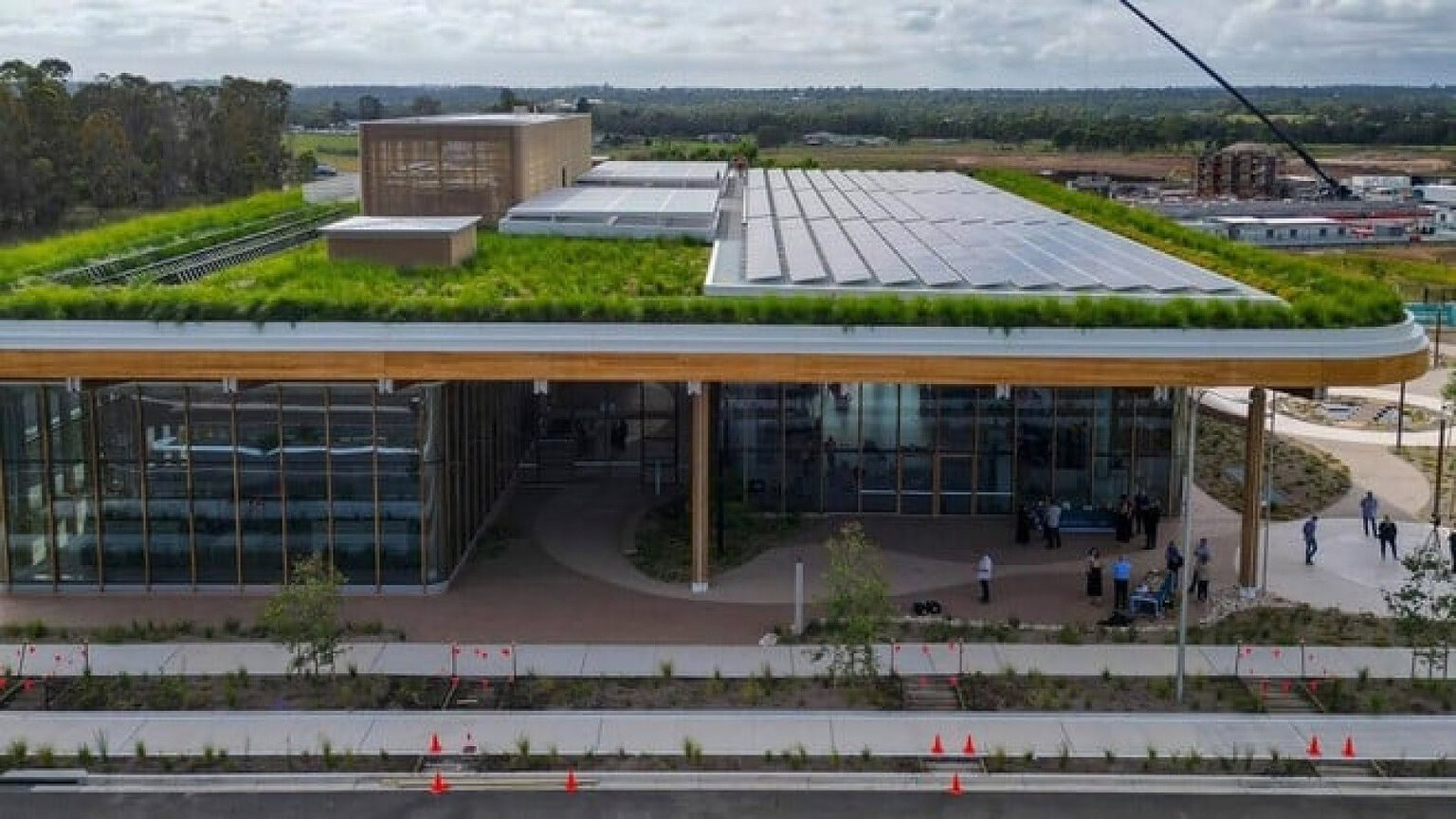 Tetti biosolari, la soluzione che unisce verde e fotovoltaico