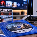 PlayStation 5: Sony ripensa l'addio ai giochi su disco