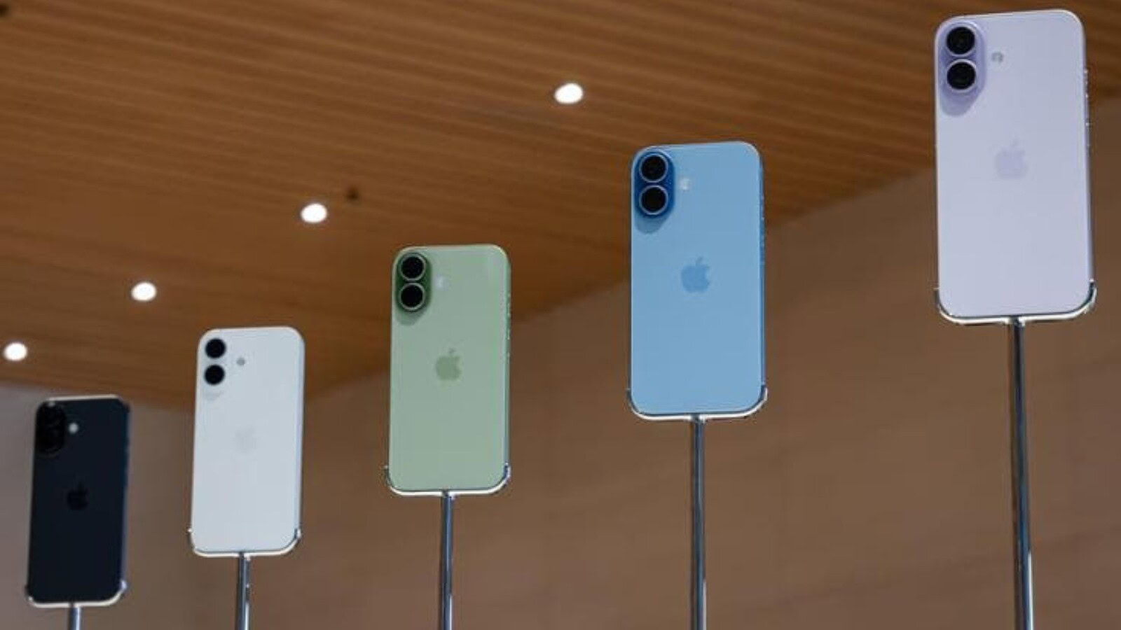 iPhone 18 base, il design potrebbe cambiare completamente