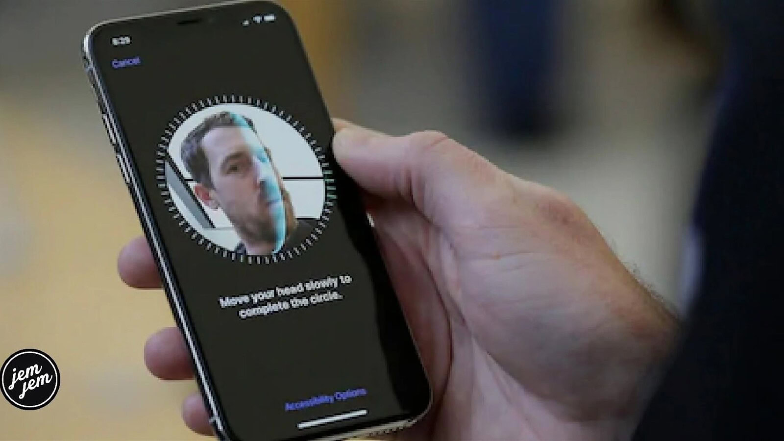 Apple sotto accusa: 7 brevetti Face ID violati secondo trinamiX