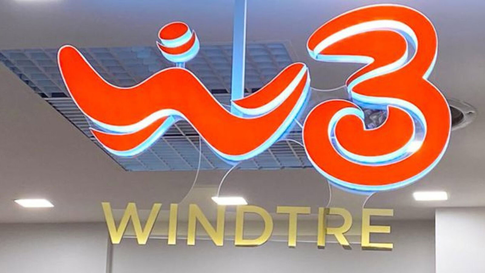 WindTre Blue Unlimited 5G Online sale a 10,99 euro al mese