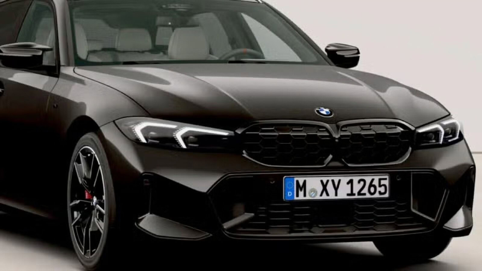 BMW Serie 3, cofano in alluminio riciclato al 70%