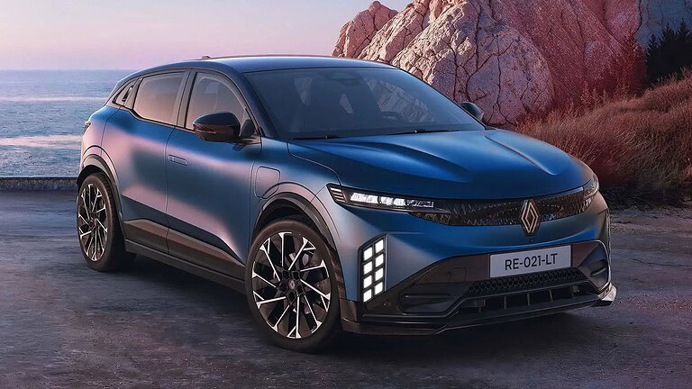 Renault Megane elettrica si rinnova: 220 CV e batteria da 67 kWh