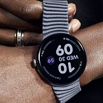 Pixel Watch 5, primo aggiornamento: ecco cosa cambia davvero