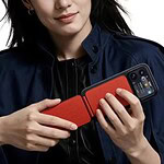 Xiaomi 18 Pro diventa una chitarra con l'accessorio Pocket Guitar