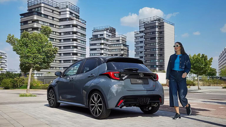Toyota Professional, vendite raddoppiate e primato elettrico