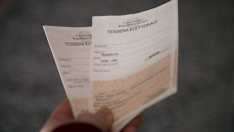 Tessera elettorale digitale: al seggio con lo smartphone nel 2027