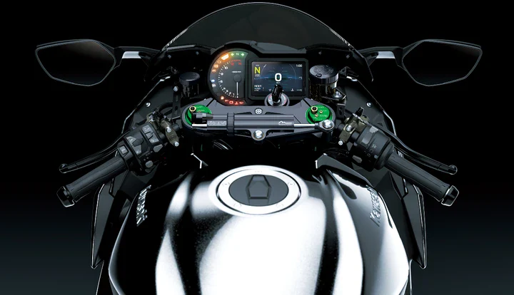Kawasaki Ninja H2 2027: 209 CV e freni Brembo Hypure