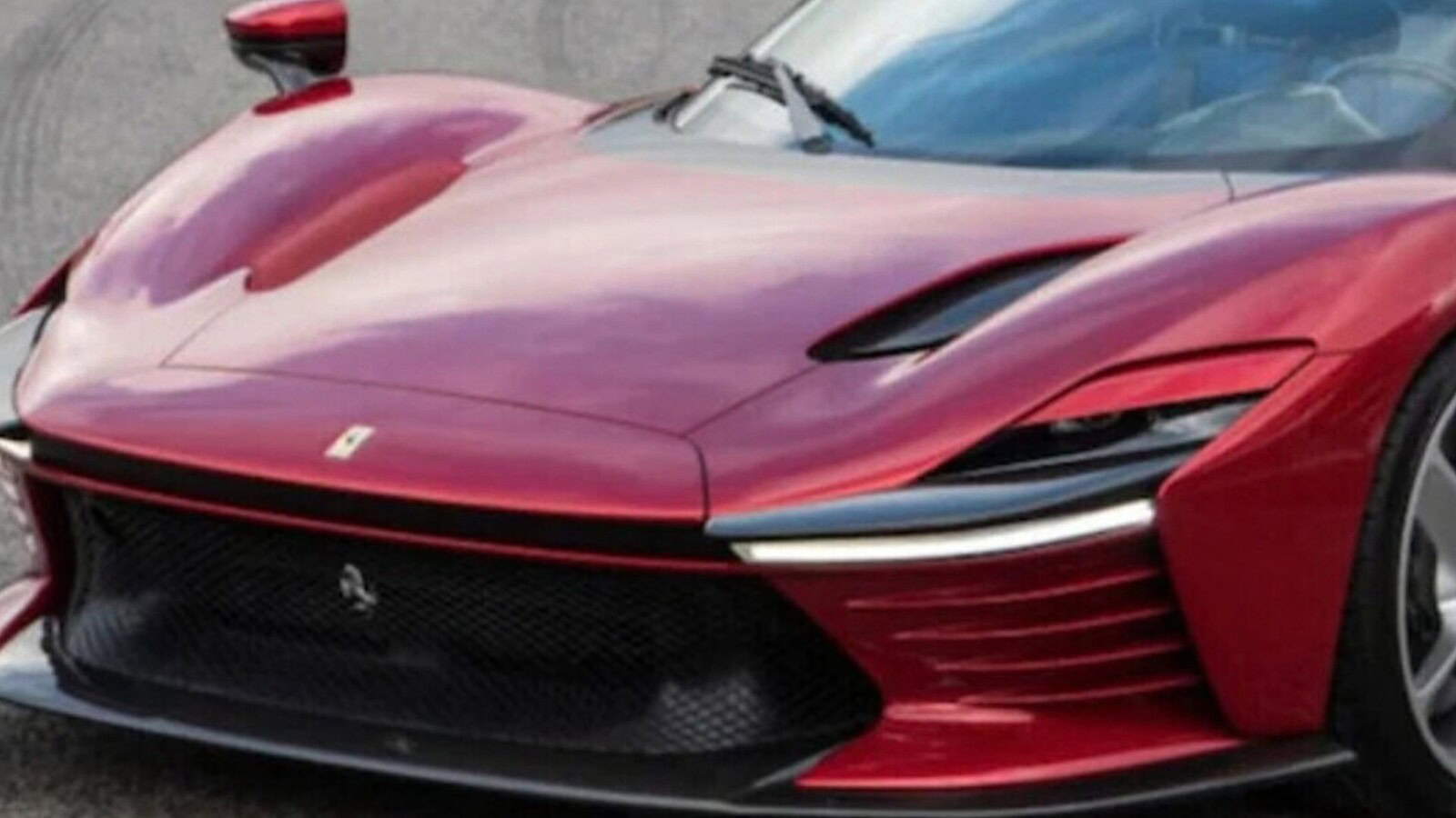 Tergicristallo Ferrari: il brevetto che fa scorrere la spazzola