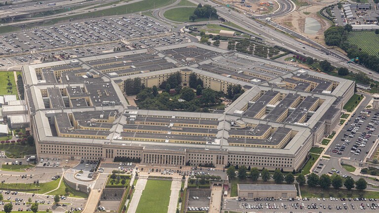 Pentagono, un report AI falso