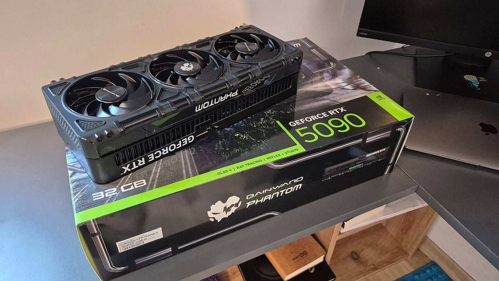 Truffa phantom GPU: RTX 5090 vuote vendute a 1.800 euro