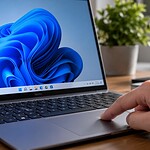 Windows 11 riporta lo scorrimento con un dito sul touchpad