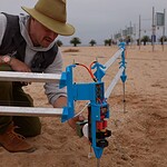 Nebbia trasformata in acqua con 50.000 volt nel deserto del Namib