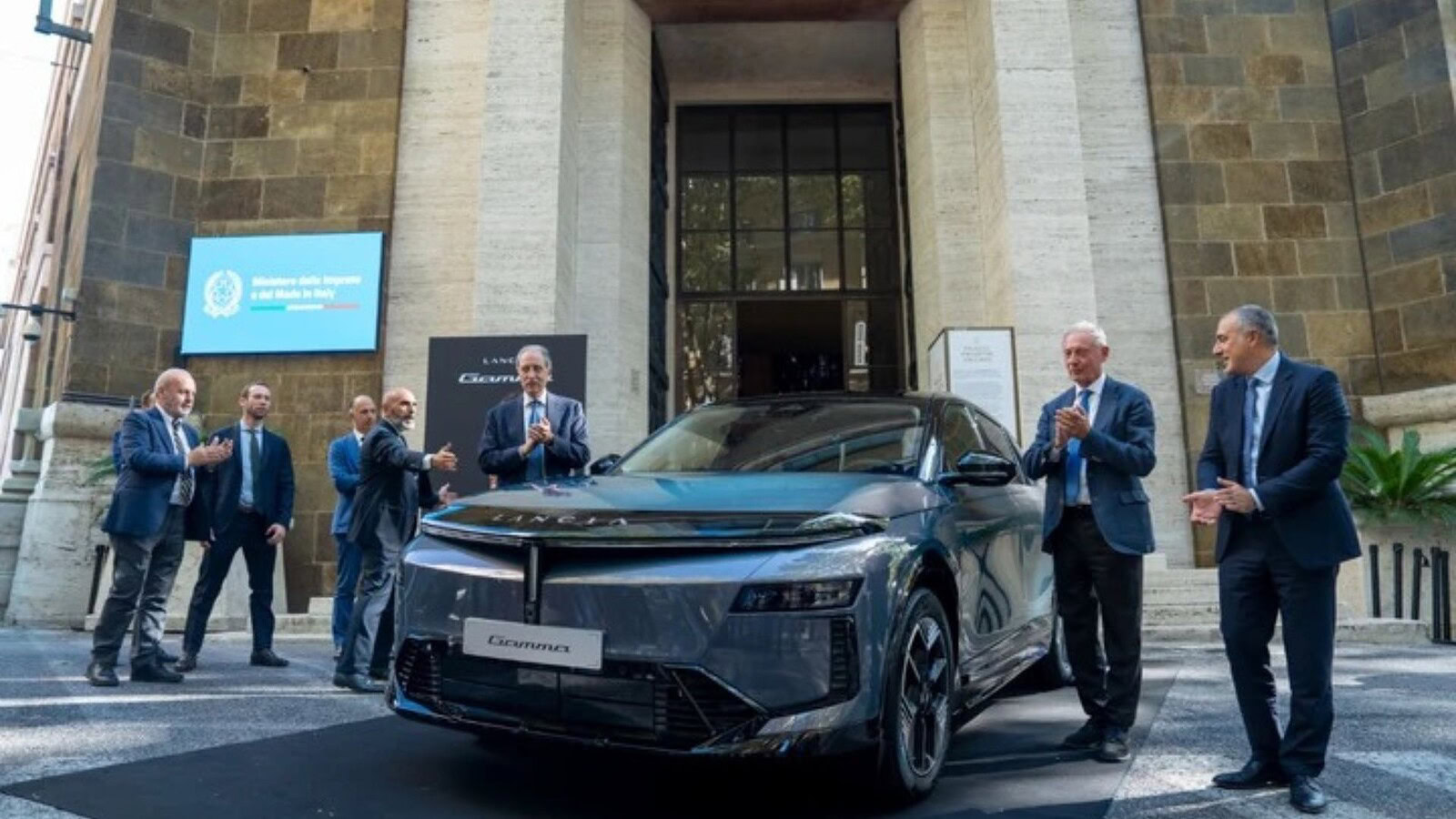 Lancia Gamma: 1.000 km di autonomia e 375 CV da Melfi