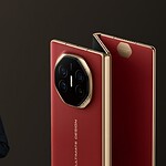Huawei Mate XT 2 cambia piega: display protetto e 16 GB di RAM