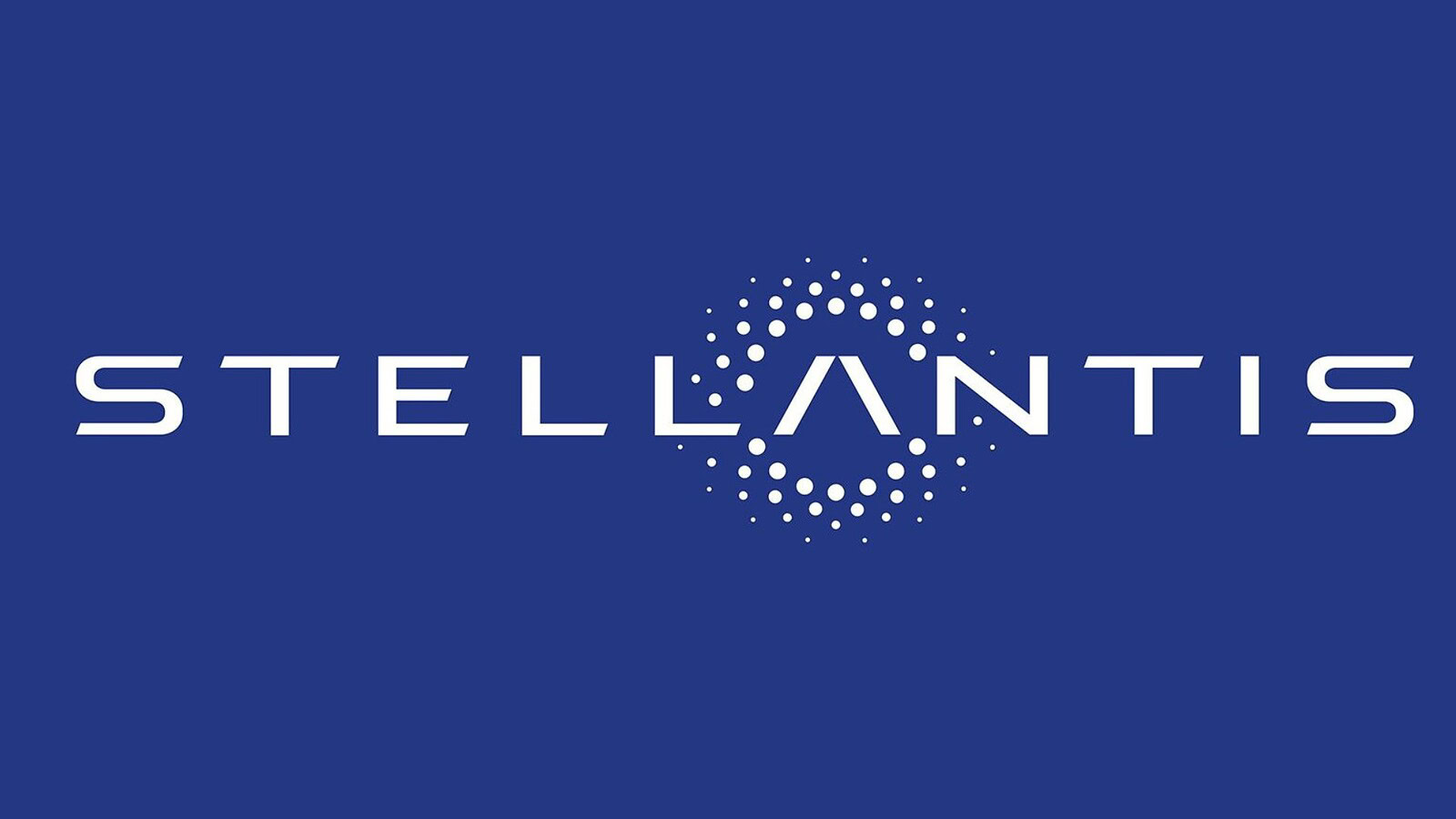 Stellantis frena sull'elettrico: Filosa ammette le stime sbagliate