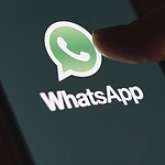 WhatsApp, i messaggi fissati diventano quattro nella beta