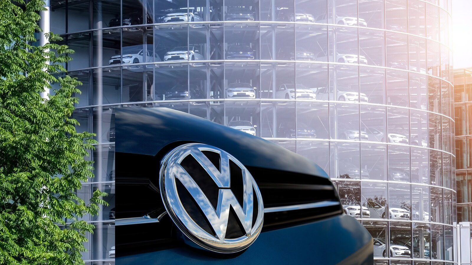 Volkswagen taglia 50.000 posti e ferma 4 fabbriche in Germania