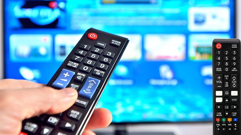 Smartphone come telecomando per smart TV: due metodi facili