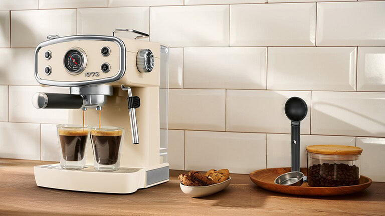 Lidl, la macchina espresso Silvercrest arriva a 59 euro