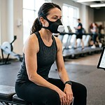 PNOĒ 2.0, la maschera che misura il metabolismo in otto minuti