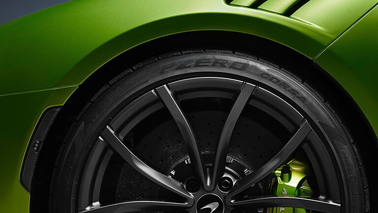 Pirelli Cyber Tyre, il sensore da 13 grammi che legge la strada