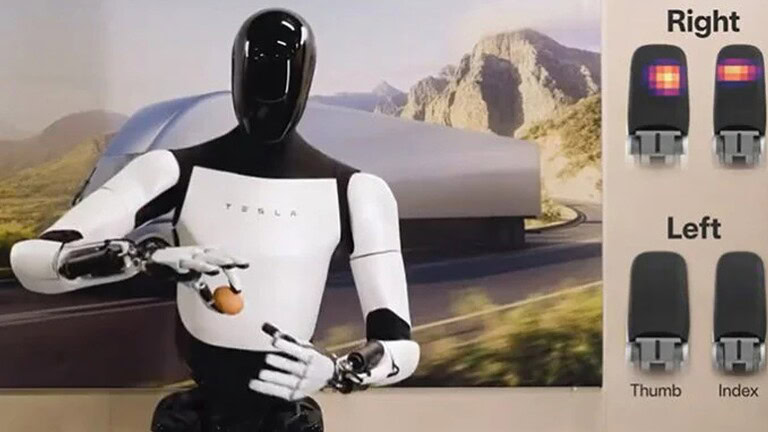 Tesla Optimus, operai rifiutano le tute per addestrare i robot