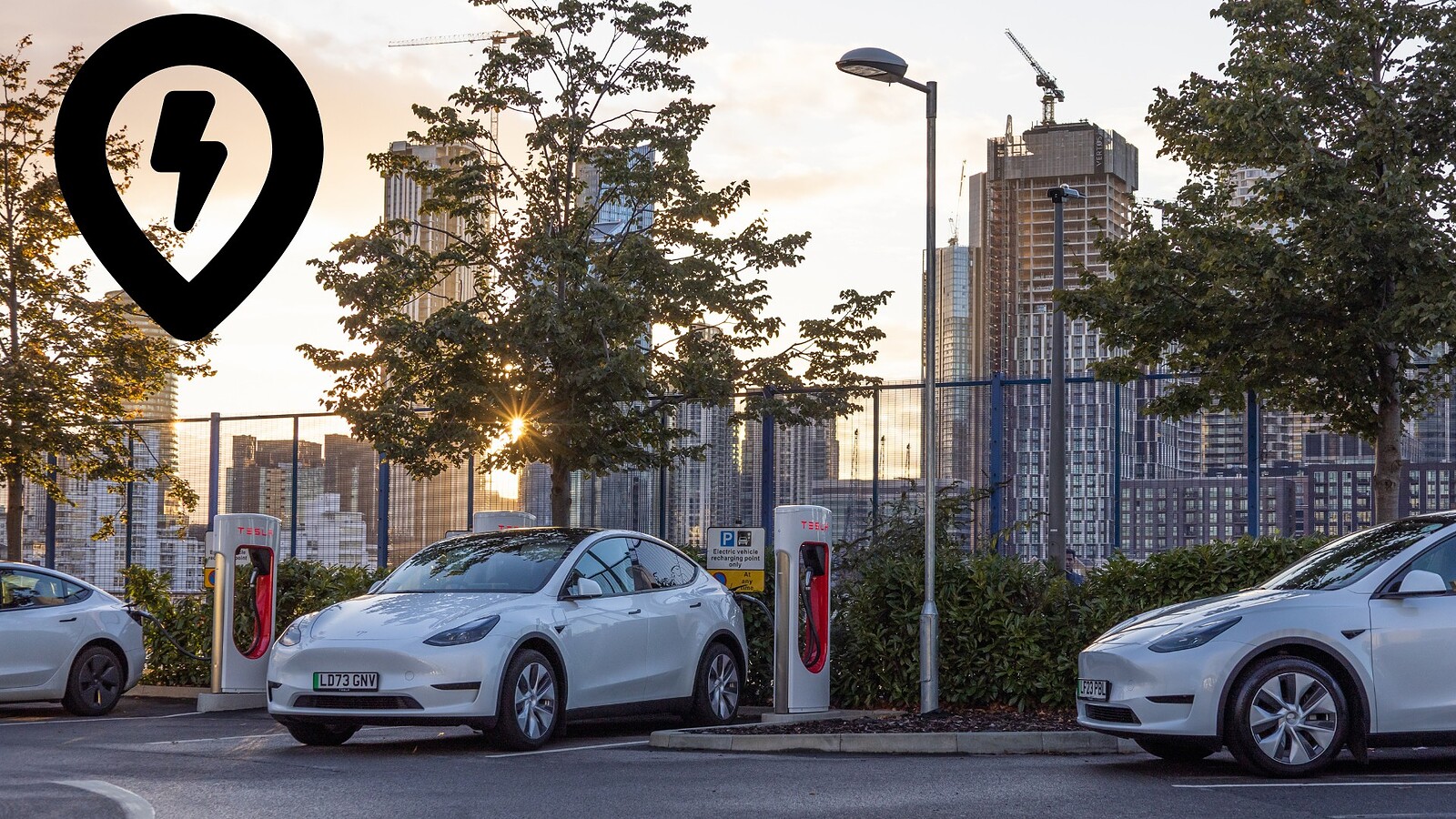 Tesla Supercharger riservati ai Robotaxi: si punta al wireless