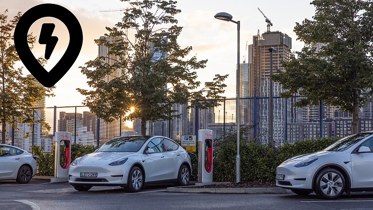 Tesla Supercharger riservati ai Robotaxi: si punta al wireless