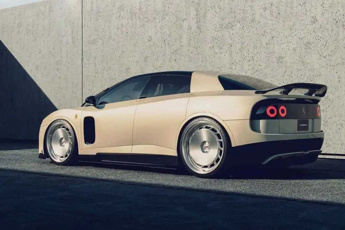 Ferrari Luce Ferrari Luce, il tuning Vossen la trasforma: cerchi e alettone