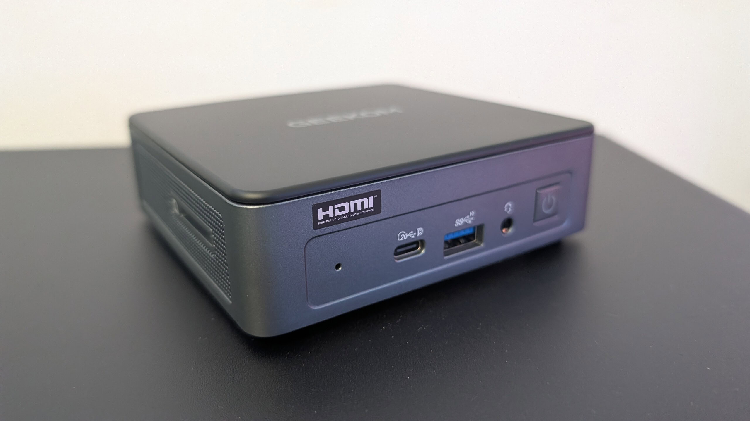 GEEKOM Air12 2026 Edition - dettaglio