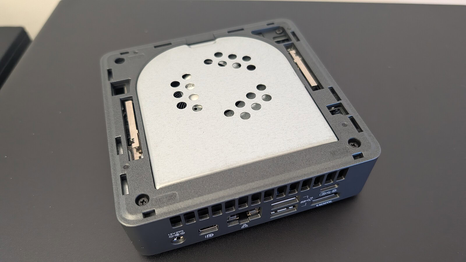 GEEKOM Air12 2026 Edition - specifiche
