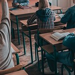 studenti pagati per dormire
