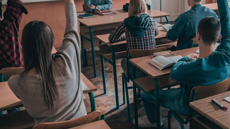 studenti pagati per dormire
