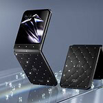 Motorola Razr 2026 Swarovski: 35 cristalli e 900 euro