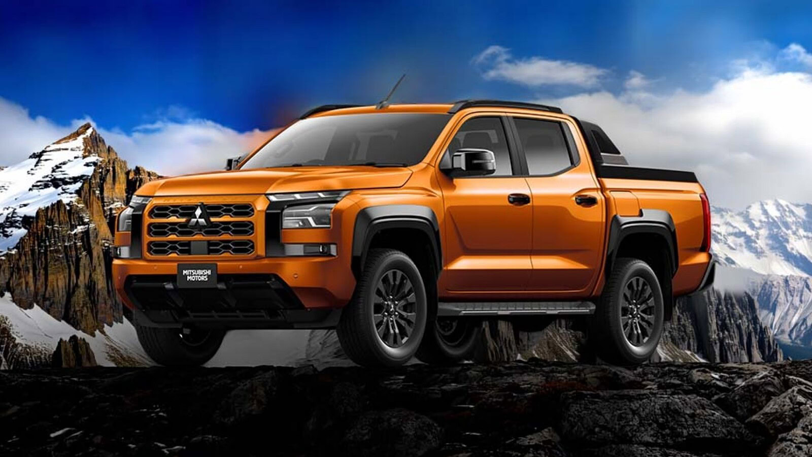 Mitsubishi Triton, il restyling erediterà il frontale del Pajero