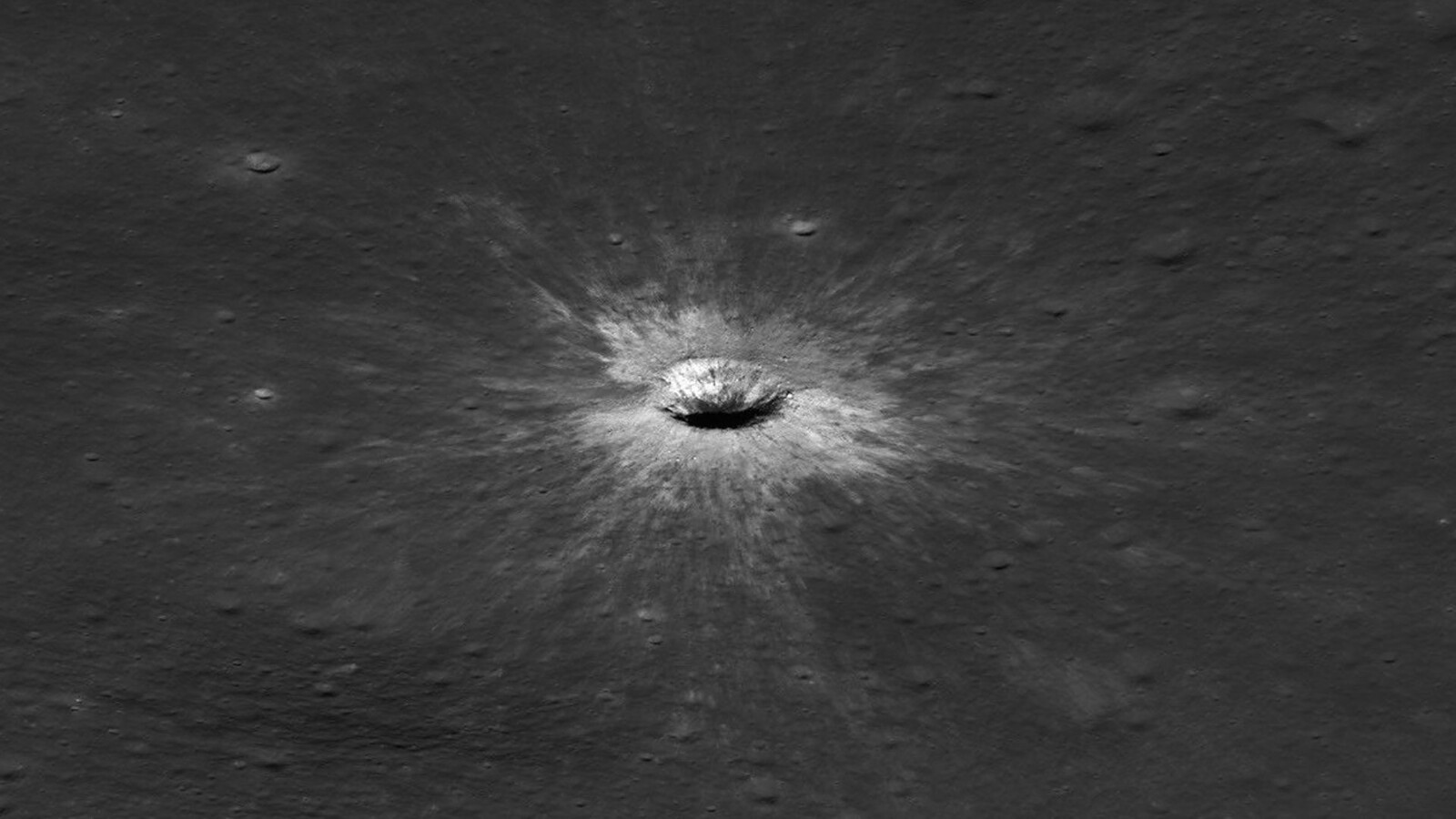 Cratere McGetchin sulla Luna: 200 metri nati in poche settimane