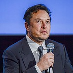 Tesla a processo in California: accuse di razzismo a Fremont