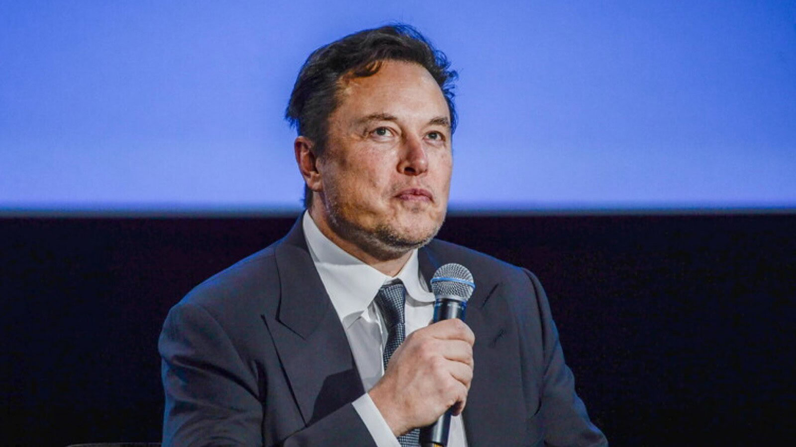 Tesla a processo in California: accuse di razzismo a Fremont
