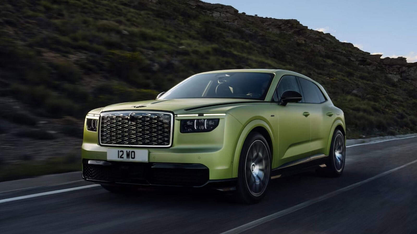 Bentley Torcal, la prima elettrica di Crewe tocca gli 875 CV