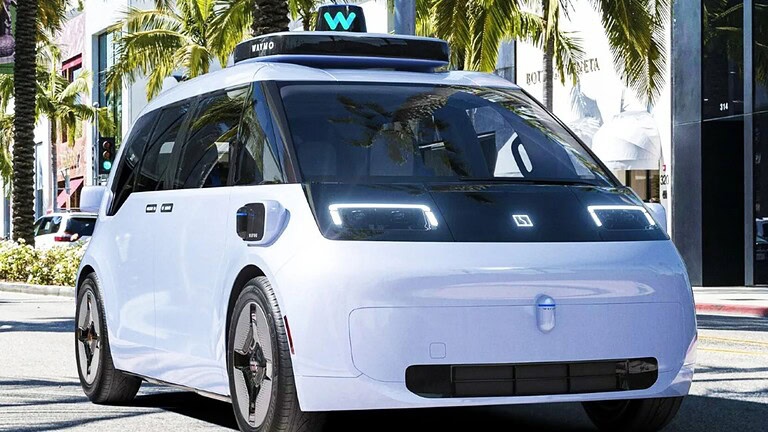 Waymo sbarca a Las Vegas: robotaxi sulla Strip con le Zeekr Ojai