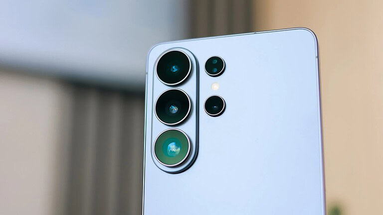 Galaxy S27 Ultra, il teleobiettivo 4x potrebbe non arrivare