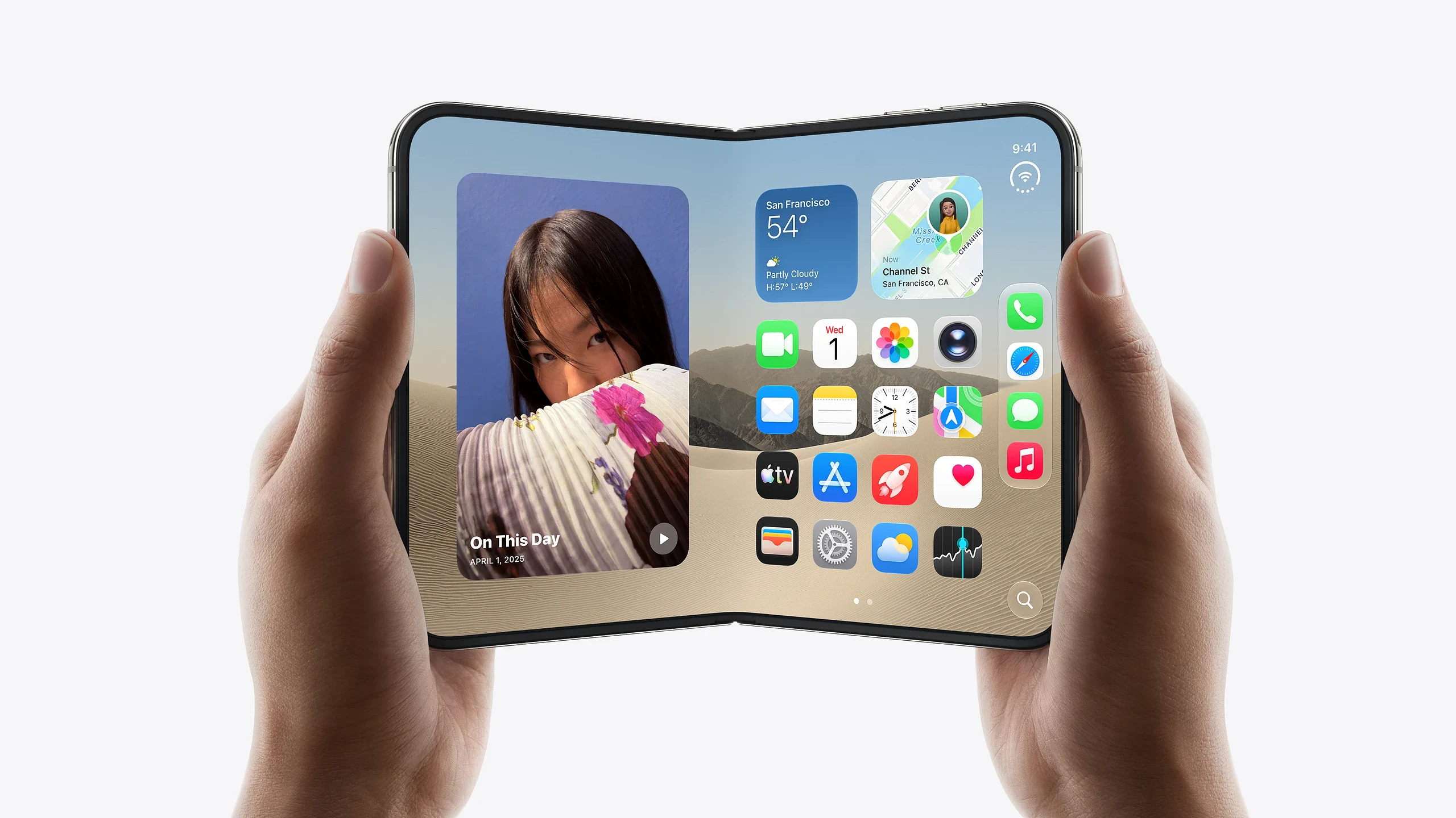 iPhone Duo Apple # iPhone Duo: Apple entra nei pieghevoli con display da 7,6 pollici e chip A20 Pro
Apple entra ufficialmente nel settore degli smartphone pieghevoli con **iPhone Duo**, presentato insieme ai nuovi iPhone 18 Pro e 18 Pro Max. Il progetto prende ispirazione dalla versatilità di iPad e punta a unire un grande spazio di lavoro a un dispositivo che, una volta chiuso, può essere riposto in tasca. Da aperto è inoltre, secondo Apple, l'iPhone più sottile mai prodotto.
Il protagonista è il **Super Retina XDR interno da 7,6 pollici**, con una superficie superiore del 50% rispetto allo schermo di iPhone 18 Pro Max. All'esterno trova invece posto un pannello da 5,4 pollici, equivalente al 90% della superficie del display di iPhone 18 Pro. Entrambi supportano ProMotion, Always-On e raggiungono 3.000 nit di luminosità di picco all'aperto.
## Titanio, cerniera con oltre 100 componenti e IP68
La struttura utilizza **titanio con finitura a specchio**, mentre internamente sono presenti fibre ceramiche che Apple dichiara tre volte più resistenti del titanio di grado 5. La cerniera è composta da oltre 100 elementi e adotta un sistema a coppia variabile, così da modificare la resistenza in base all'apertura.
L'intelligenza artificiale viene utilizzata anche durante la produzione per associare ciascuna cerniera all'alloggiamento più preciso. Dei magneti mantengono chiuso il dispositivo.
iPhone Duo dispone della certificazione **IP68** contro acqua e polvere e integra Touch ID nel pulsante laterale. Gli altoparlanti sono posizionati nella zona superiore e inferiore e regolano la riproduzione in funzione dell'orientamento. Due le colorazioni: Star White e Night Sky.
## Un'interfaccia pensata per due schermi
Apple ha adattato Liquid Glass al formato pieghevole. Sul display esterno il Dock diventa verticale, la barra di stato viene spostata in un angolo e la schermata di blocco concede maggiore spazio allo sfondo. I controlli laterali conservano la loro posizione anche aprendo il telefono. I due pannelli utilizzano inoltre lo **stesso rapporto d'aspetto** per rendere più naturale il passaggio dall'uno all'altro.
Tutte le applicazioni Apple sono state ottimizzate per Duo. Sul pannello interno si possono affiancare due app, visualizzare due pannelli oppure aprire due finestre della stessa applicazione, come nel caso di Safari. Le app possono essere organizzate in coppie e richiamate tramite uno scorrimento. È possibile anche mantenere un video nella parte superiore mentre nella metà inferiore vengono utilizzate altre applicazioni.
Il dispositivo funziona anche **parzialmente piegato** e l'interfaccia cambia in base alla posizione. Appoggiandolo a tenda, la modalità StandBy permette di utilizzarlo come orologio o sveglia.
Apple ha inoltre sviluppato nuove API per gli sviluppatori, mostrando integrazioni con Zoom, Slack, Detail e Netflix. Quest'ultima consente, ad esempio, di scorrere brevi clip sul display esterno e aprire Duo per continuare la visione sul pannello interno.
## A20 Pro, doppio Neural Engine e fotocamera da 48 MP
Il cuore di iPhone Duo è **Apple A20 Pro**, prodotto con tecnologia a 2 nanometri e dotato di un nuovo motore capace di gestire contemporaneamente entrambi i display. La CPU dispone di sei core: due nuovi super core, fino al 20% più veloci secondo Apple, e quattro core ad alta efficienza.
La GPU a sette core promette prestazioni fino al 40% superiori, maggiore larghezza di banda e nuovi acceleratori neurali capaci di raddoppiare la velocità dei calcoli FP8. Sono presenti **due Neural Engine**, per complessivi 32 core, insieme a quella che Apple definisce l'interfaccia di memoria più ampia mai adottata su un iPhone. L'obiettivo è facilitare l'esecuzione locale dei modelli di intelligenza artificiale, compresi quelli sviluppati da terze parti.
Il raffreddamento sfrutta una **camera di vapore** e Apple dichiara prestazioni sostenute superiori del 35% rispetto a iPhone 17 Pro. Per la rete cellulare viene utilizzato il modem Apple C2, fino al 50% più veloce rispetto a C1X e compatibile negli Stati Uniti con il 5G mmWave. In tutti i mercati iPhone Duo funziona esclusivamente tramite eSIM.
Le batterie sono divise tra le due metà, ma specifici algoritmi le gestiscono come una singola unità. L'autonomia dichiarata raggiunge **31 ore di riproduzione video** usando lo schermo interno e 45 ore con quello esterno. In una simulazione che prevede un utilizzo equivalente dei due display, Apple indica 24 ore.
Sul retro trovano posto una fotocamera principale **Fusion da 48 MP** e un'ultragrandangolare. Dal sensore principale viene ottenuto anche uno zoom 2× da 12 MP, definito di qualità ottica, attraverso un ritaglio del sensore e senza ricorrere a un teleobiettivo dedicato. La registrazione video arriva al 4K a 120 fps.
Sul display esterno è presente una fotocamera Center Stage da 12 MP, mentre quello interno integra una fotocamera FaceTime. La struttura pieghevole consente anche di utilizzare le fotocamere posteriori per i selfie e condividere contemporaneamente le immagini riprese dalle camere anteriori e posteriori.
Durante una foto, il soggetto può vedere l'anteprima sullo schermo esterno. Quest'ultimo può mostrare anche animazioni per attirare lo sguardo dei bambini verso l'obiettivo, mentre una funzione permette di **scattare automaticamente quando tutti sono in posa**.
Tra gli accessori ufficiali figurano infine iPhone Duo Folio, una custodia dotata di supporto integrato, e una seconda cover progettata per avvolgere entrambe le metà del pieghevole.
**Meta descrizione:** iPhone Duo è il primo pieghevole Apple: display interno da 7,6 pollici, A20 Pro a 2 nm, doppio Neural Engine, fotocamera Fusion da 48 MP e autonomia fino a 45 ore.