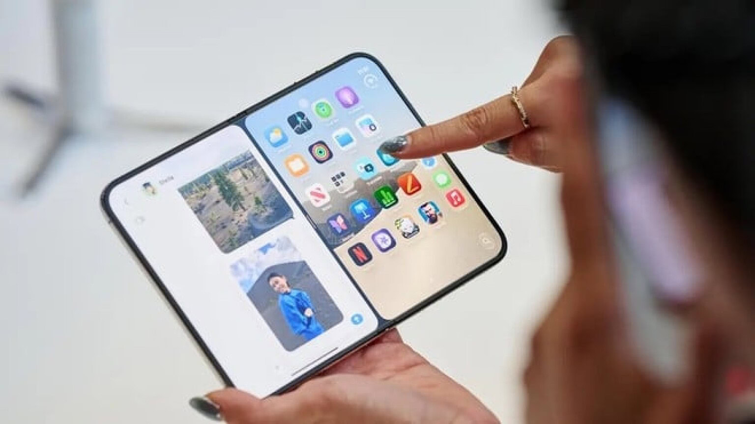 iPhone Duo, il preordine si prepara dal 12 ottobre: le date - preordine iPhone Duo