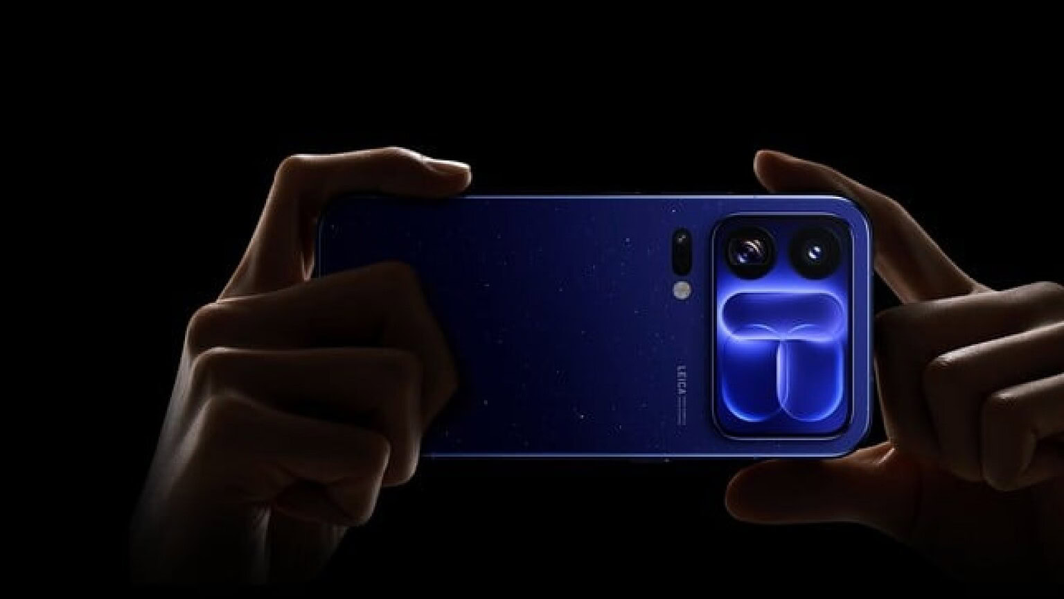 Xiaomi 18 Pro e Pro Max: display anti-sguardi e firma Leica