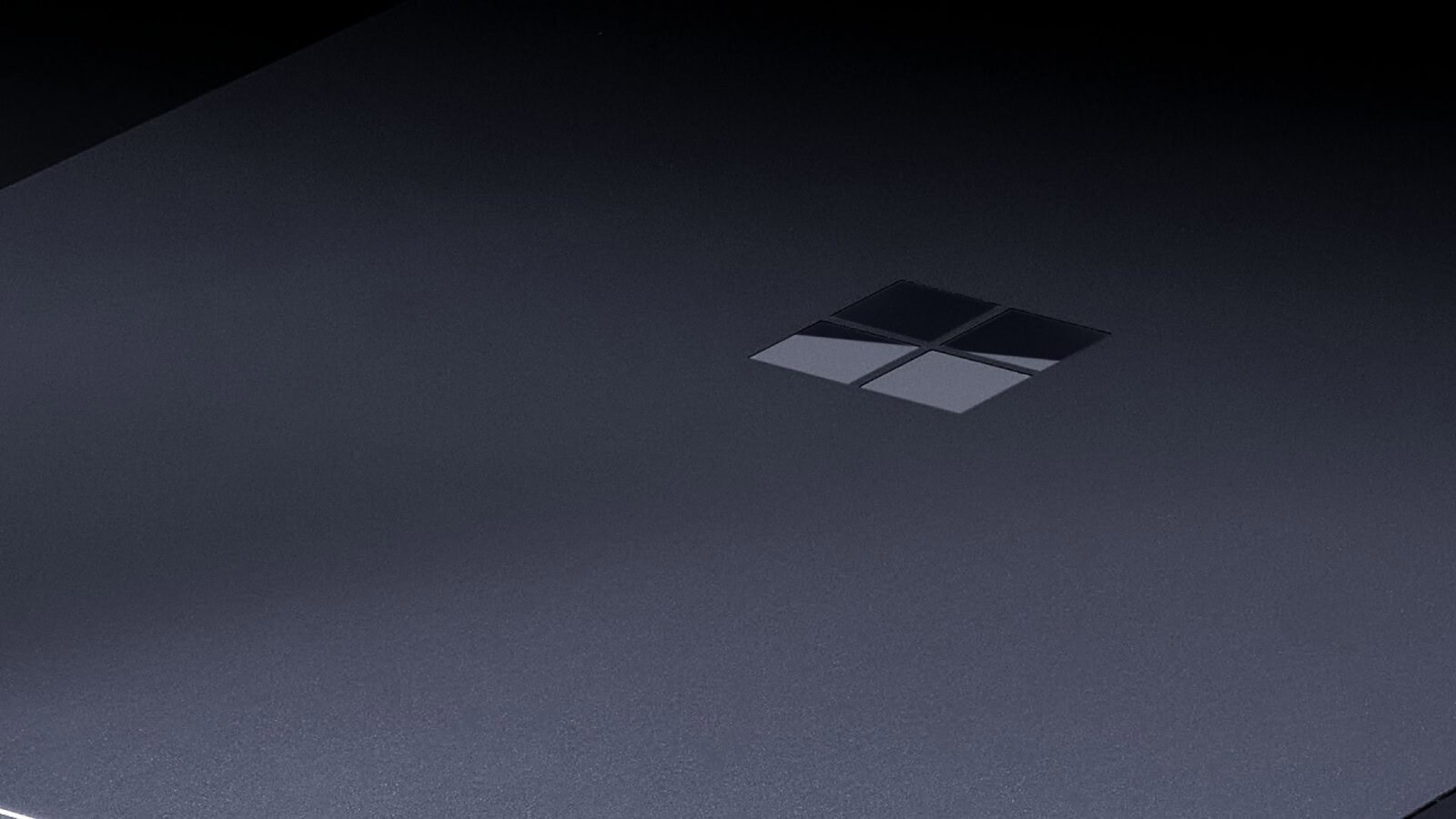 Surface Laptop Ultra con RTX Spark: prezzi, la top è già esaurita