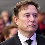 Elon Musk vive in una Airstream